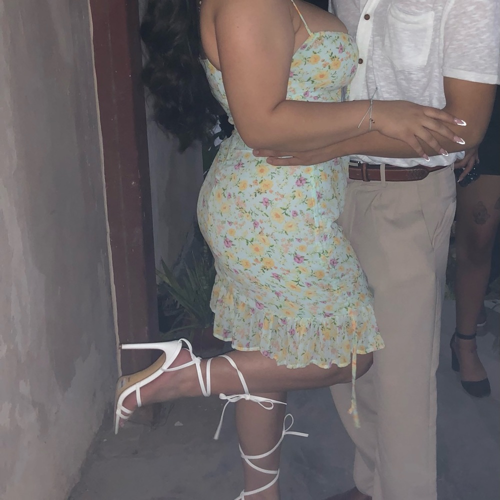 Forever 21 flower ruffle dress